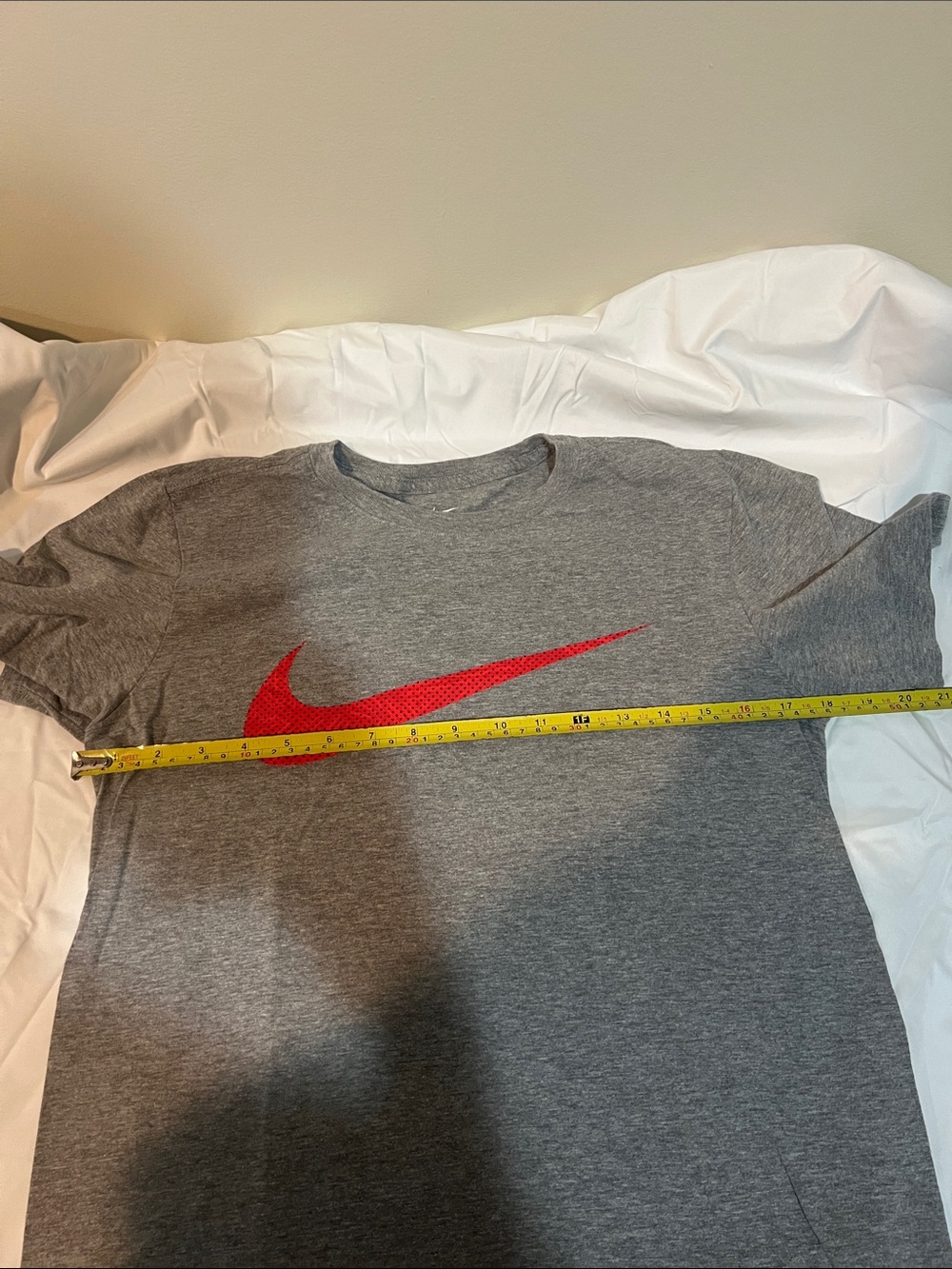 Nike Kids Short-Sleeve Tee Set in Gray & Red (Young 1 XL, 1 S) - Picture 3 of 7